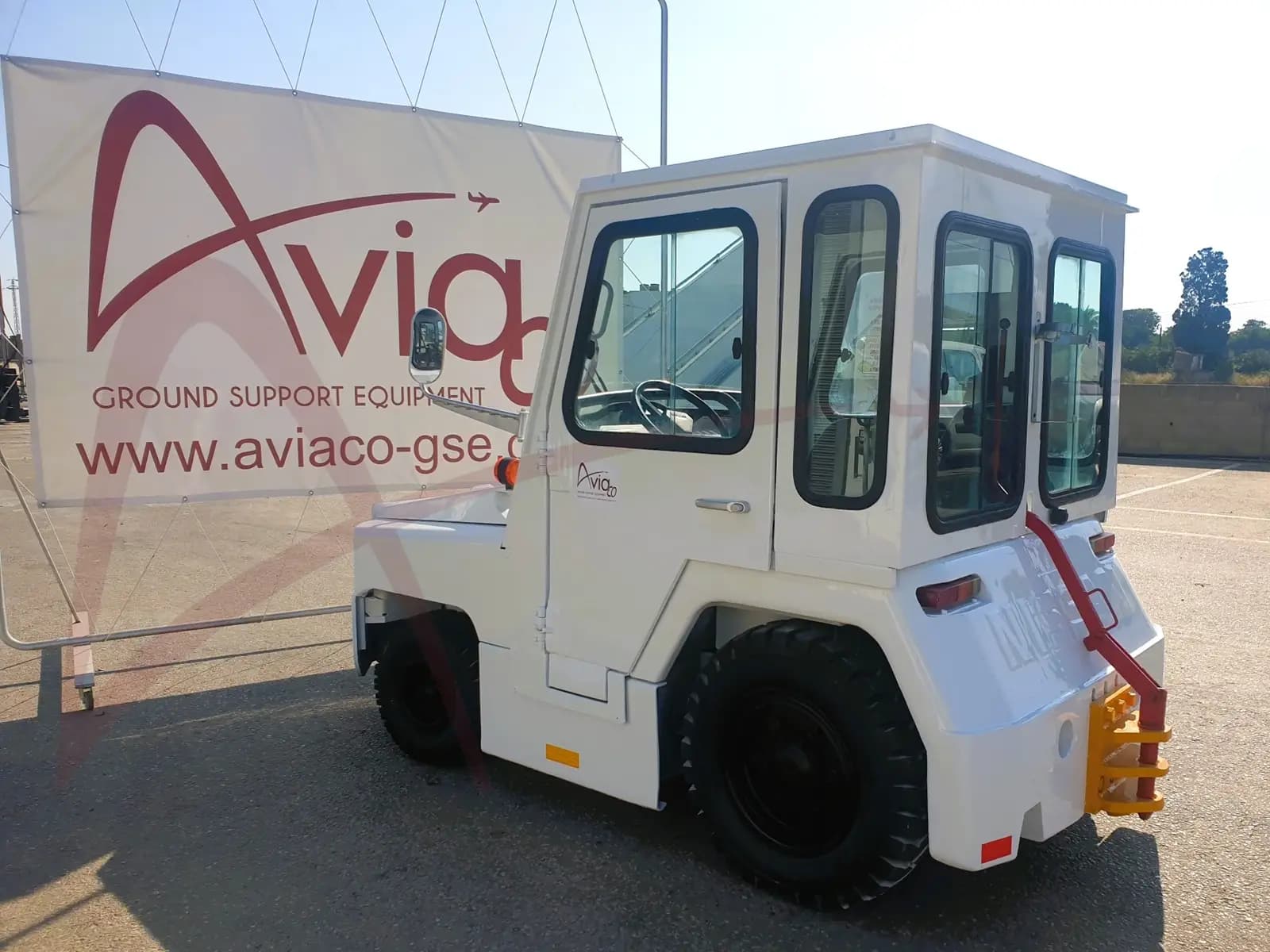 NISSAN FV02