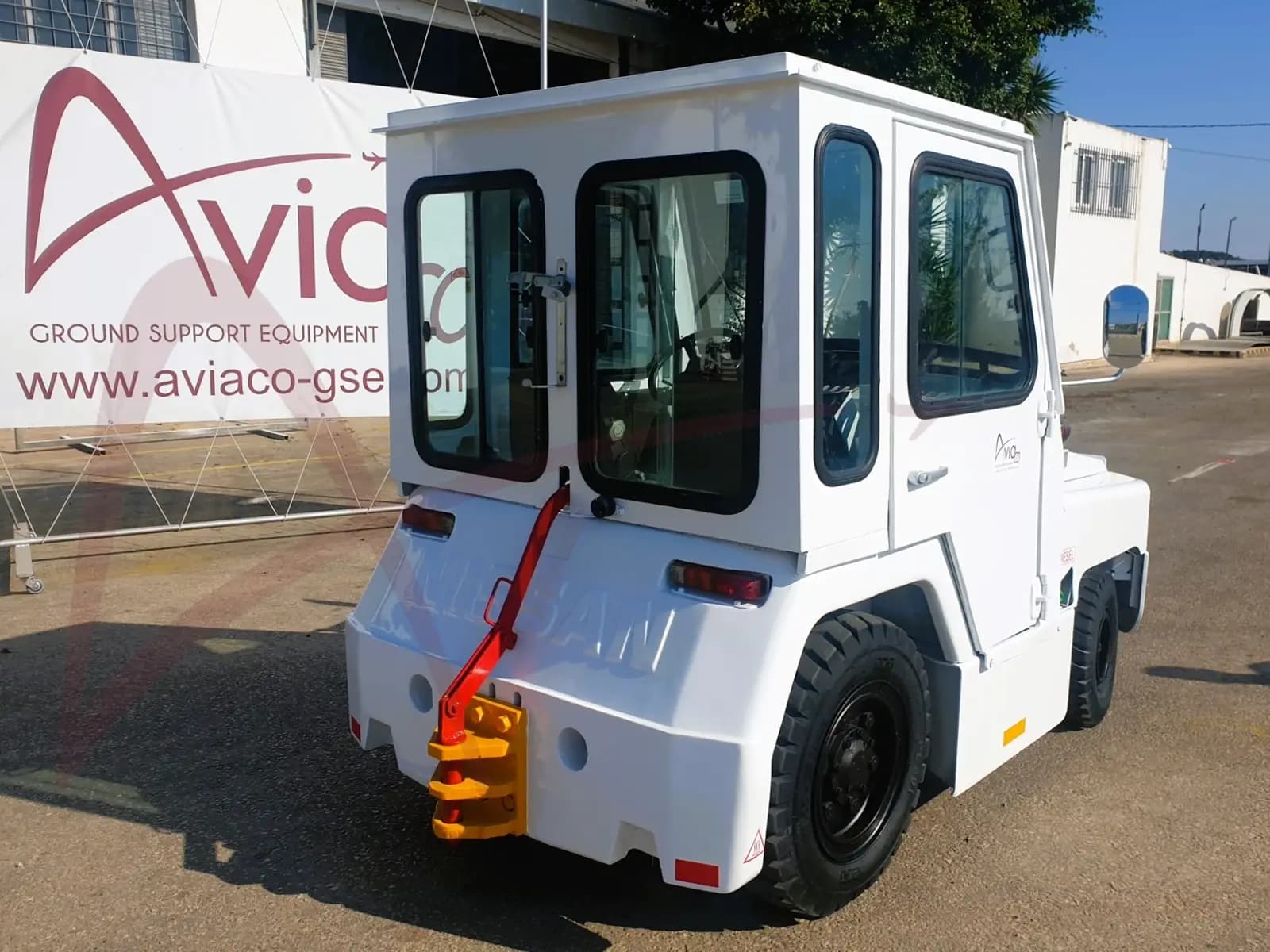 NISSAN FV02