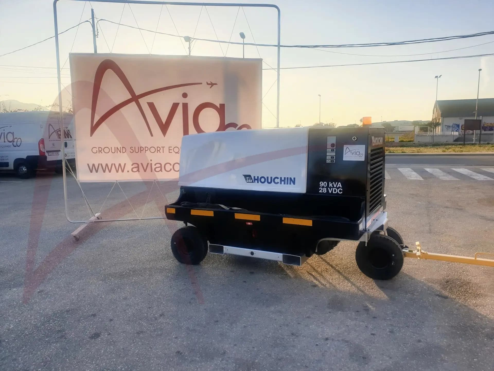 ITW 4400 ITW GSE Aircraft Ground Power Units (GPU) for Sale & Rent