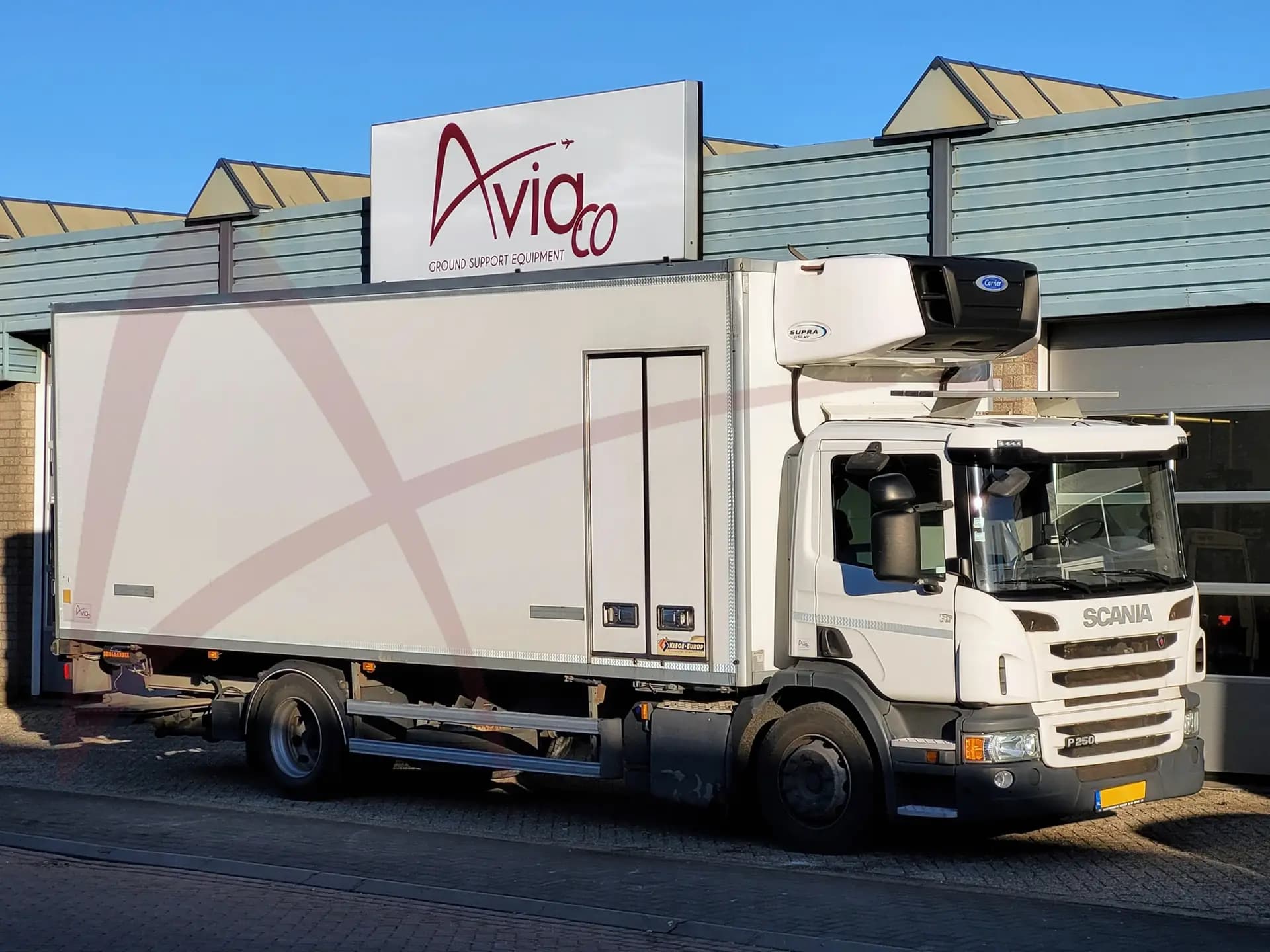 Light Cargo Trucks for Sale & Rent