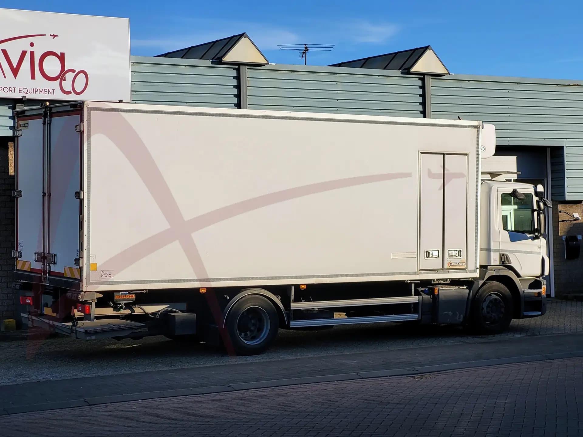 SCANIA P250
